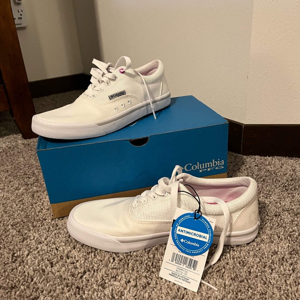 NWT Columbia PFG shoes